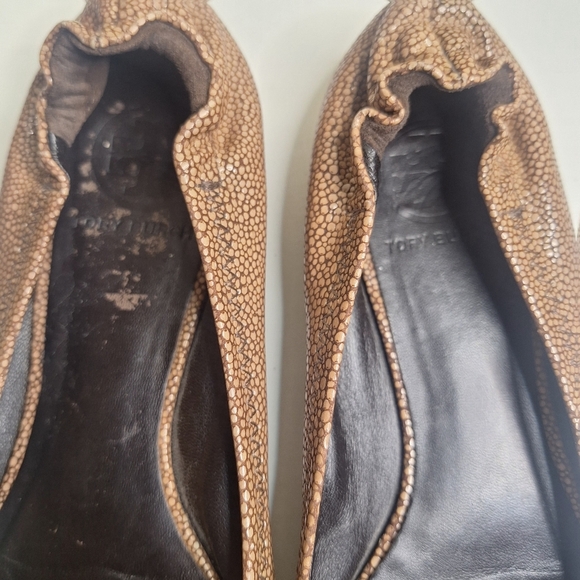 TORY BURCH Reva coconut brown stingray logo detail ballet flats SZ 7 - Picture 5 of 7